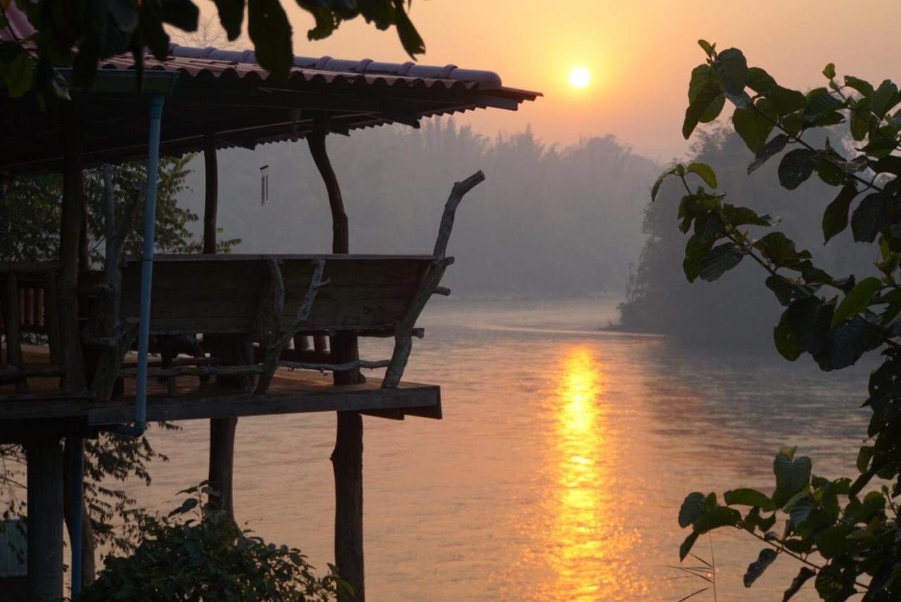 Baanrai Khunya บ้านไร่คุณย่า Ban Huai Maenam Noi Exterior foto